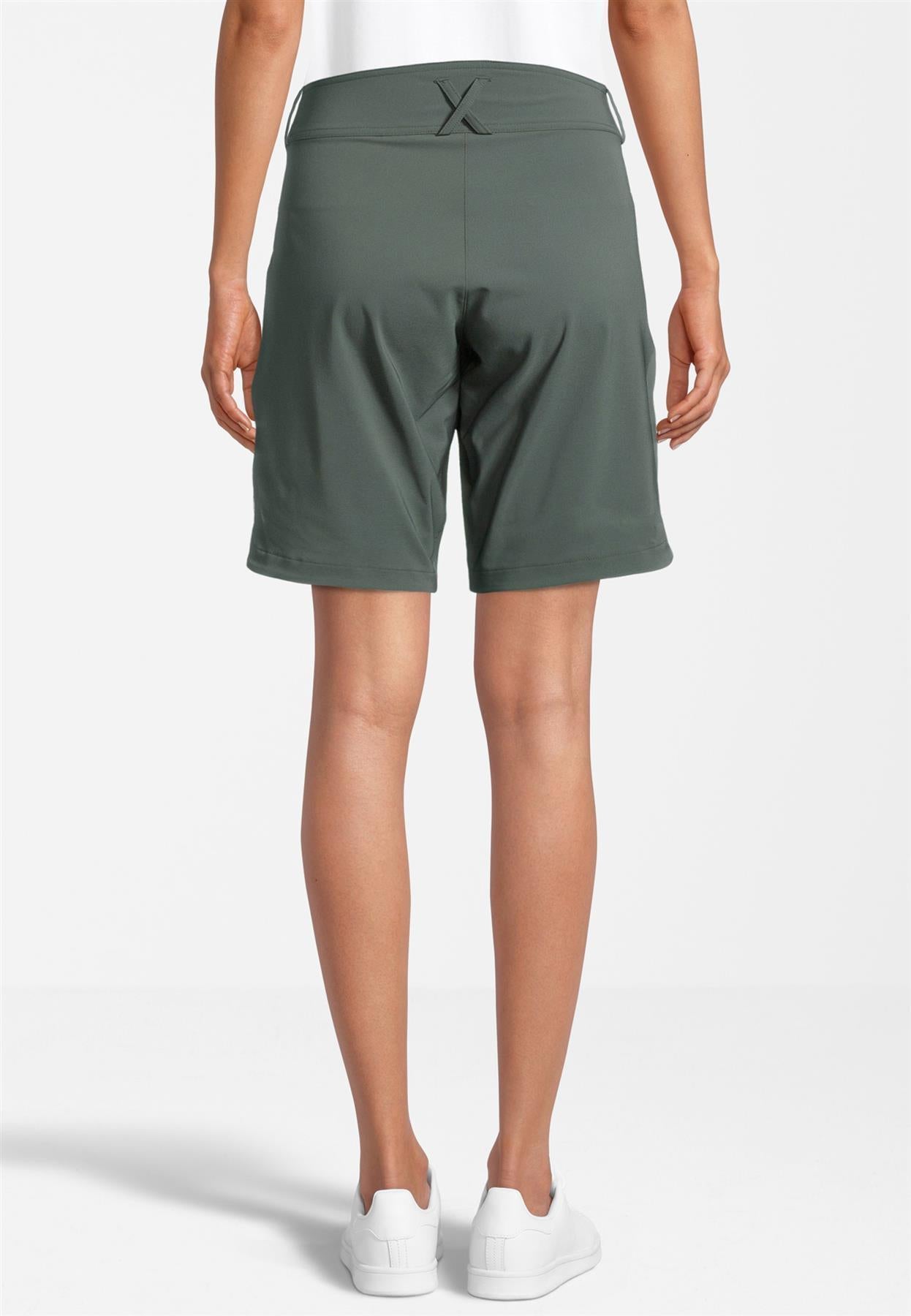 SIENNA SHORT Shorts Women